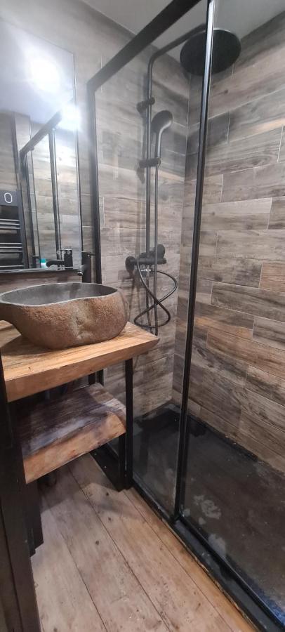 Chez Remy Apartment Лез Англ Екстериор снимка